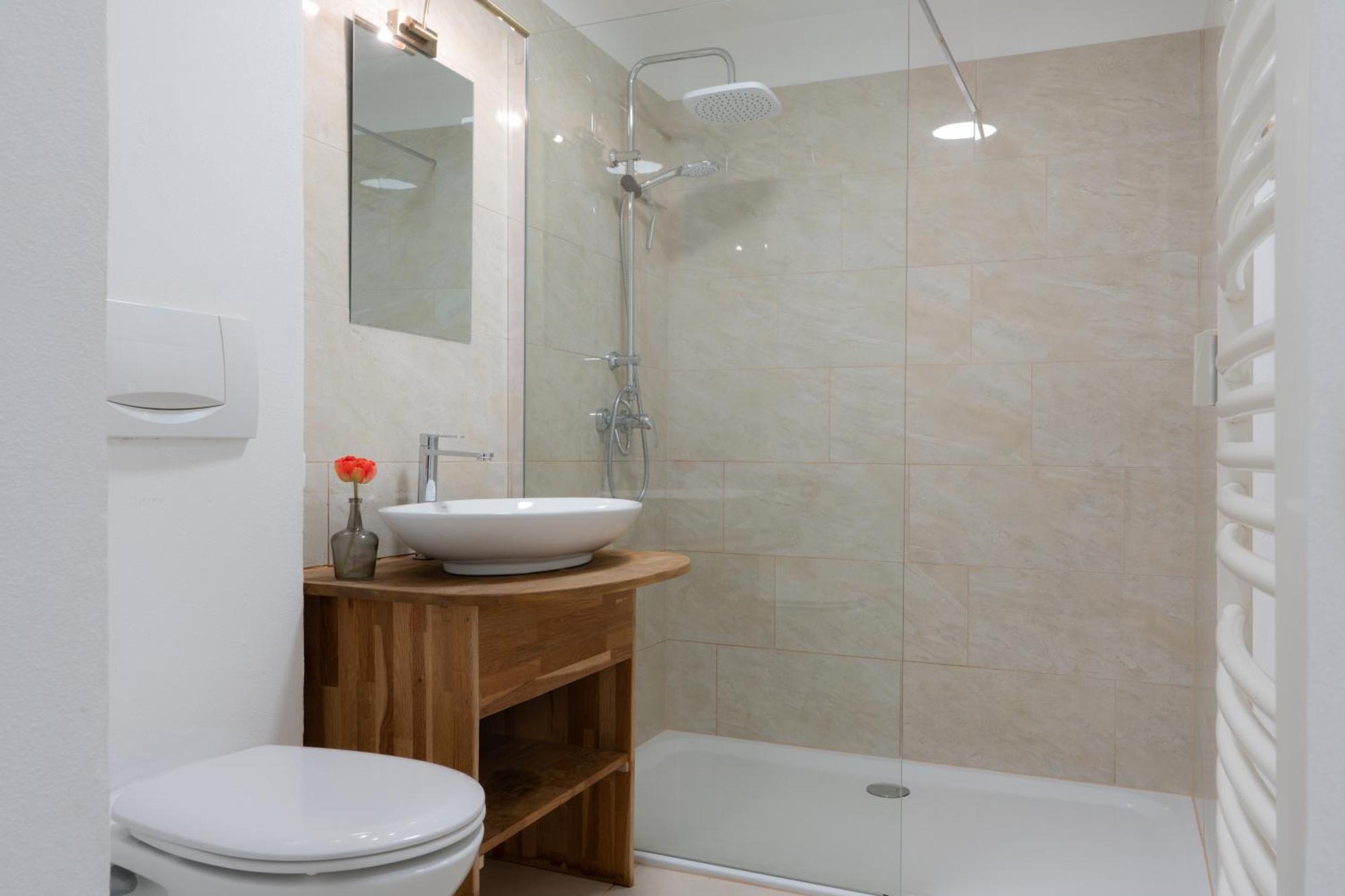 Modern Apartment, Full Kitchen, For 6 Gmunden Luaran gambar